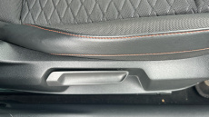 SEAT Leon 1.0 eTSI FR 5dr DSG Petrol Hatchback